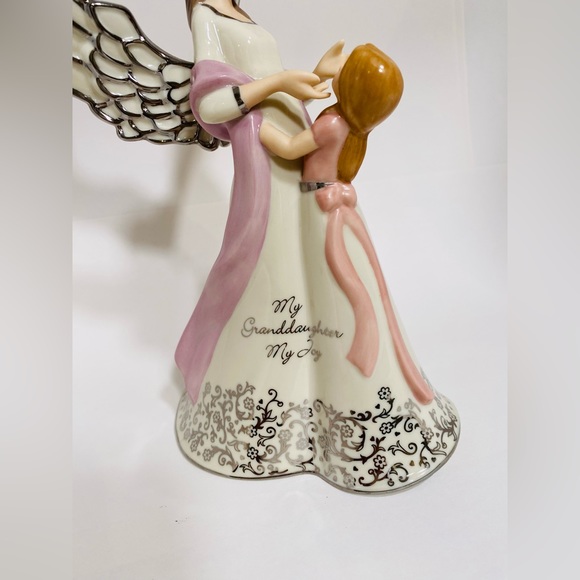 Musical Angel Figurine MY GRANDDAUGHTER MY JOY 2004 Bradford Edition (00500) - Picture 3 of 11